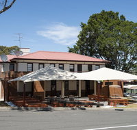 The Oaks Hotel - Dalby Accommodation