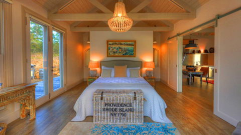 The Peninsula Experience - Dalby Accommodation 0