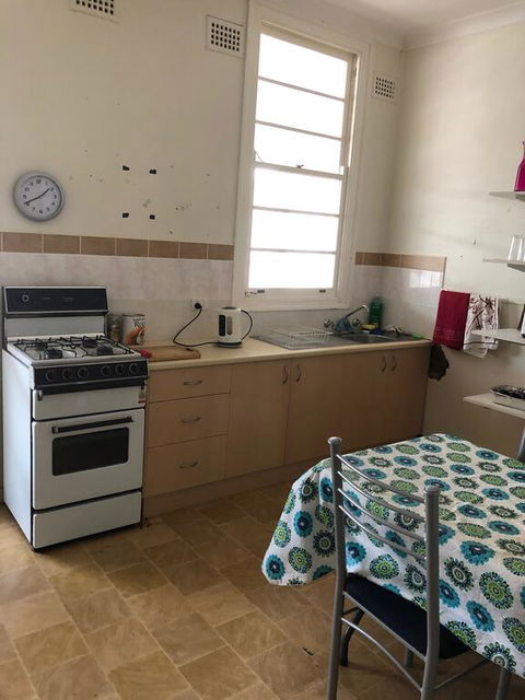 The Pink House - Dalby Accommodation 1
