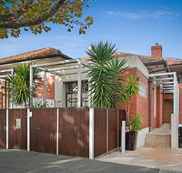 The Post Office Apartments - Dalby Accommodation