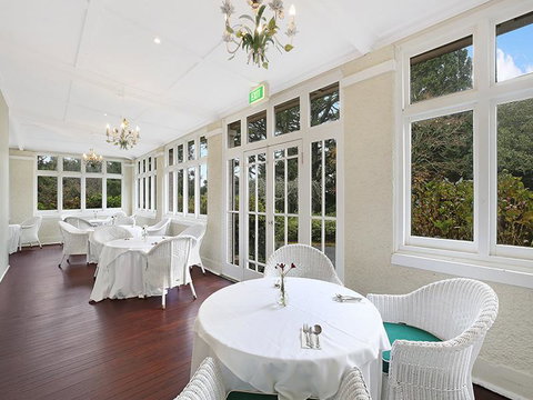 The Robertson Hotel - Dalby Accommodation 2