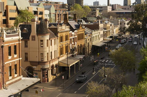 The Russell Hotel - Dalby Accommodation 2