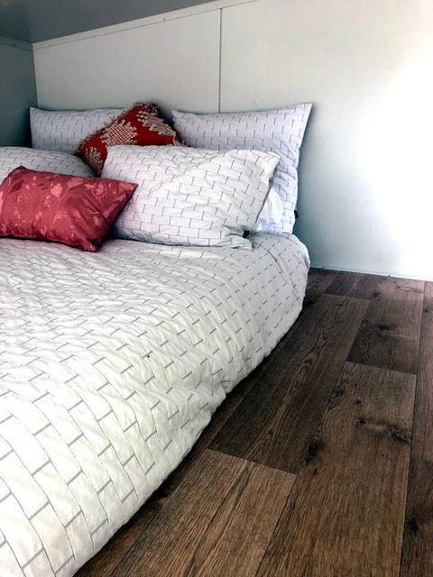 The Saddle Camp Tiny House, Braidwood - Dalby Accommodation 3