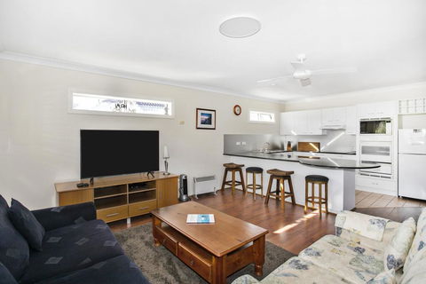 The Sands - 4/46 Jones Avenue Mollymook - Dalby Accommodation 0