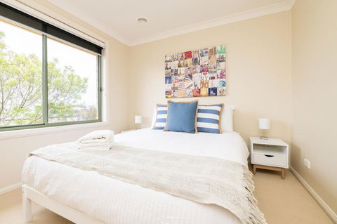 The Tinnock Entertainer Large & Comfy + Wifi - Dalby Accommodation 2