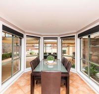 The Tinnock Entertainer Large  Comfy  Wifi - Dalby Accommodation