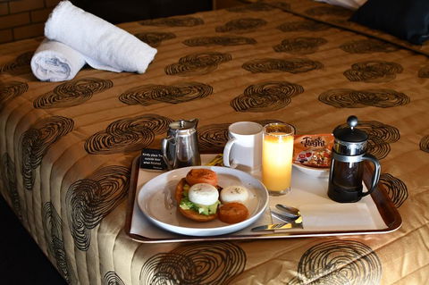 The Town House Motor Inn - Dalby Accommodation 2