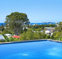 THE VIEW TUGUN - 4 bedrooms - Sea views - Private heated pool - Dalby Accommodation