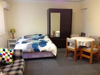 Thornleigh garden view comfortable  tranquil