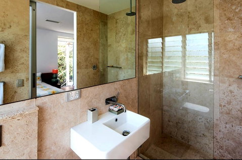Three Bays Coolum - Dalby Accommodation 1