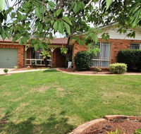 Tidy Home in a Leafy Suburb Great Location - Dalby Accommodation