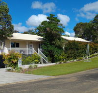 Tinaroo Sunset Retreat - Dalby Accommodation