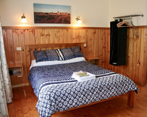 Tindoona Cottages - Dalby Accommodation 1