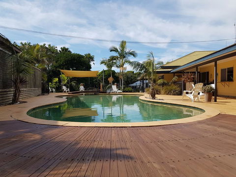 Tiona Holiday Park - Dalby Accommodation 1