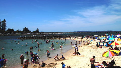 Tokelau 2 - Tuncurry Townhouse - Dalby Accommodation 2