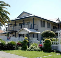 Tokelau 2 - Tuncurry Townhouse - Dalby Accommodation