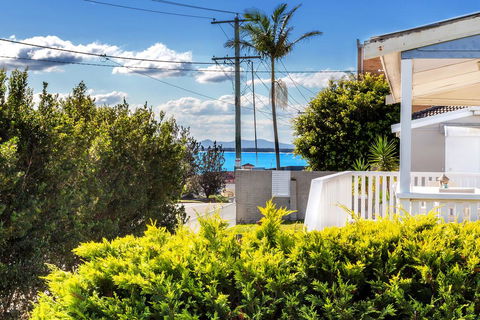 Tomaree Road, 16 - Dalby Accommodation 1