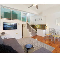 Top Floor Apartment Steps To Darling Harbour  ICC - Dalby Accommodation
