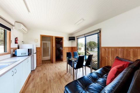 Torquay Foreshore Caravan Park - Dalby Accommodation 1