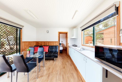 Torquay Foreshore Caravan Park - Dalby Accommodation 2