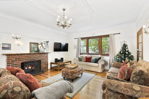 Torquay Retreats Aus - Bristol Road - Dalby Accommodation 1