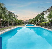 Townsville Luxury spacious Apt 3 BR-2BTH Pools - Dalby Accommodation
