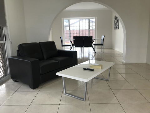 Townsville Wistaria Spacious Home - Dalby Accommodation 1