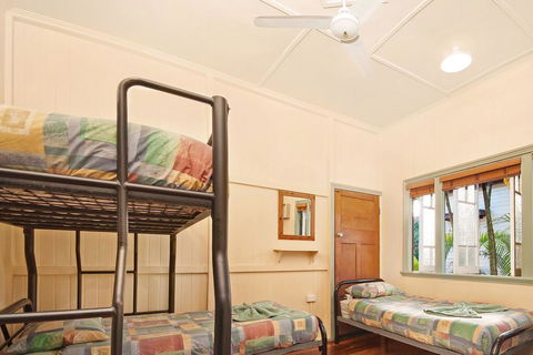 Travellers Oasis - Dalby Accommodation 1