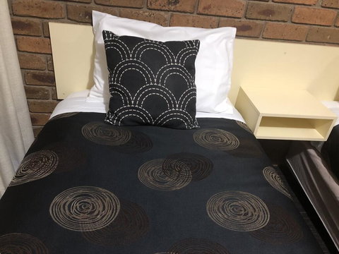 Travellers Rest Motor Inn Swan Hill - Dalby Accommodation 2