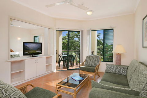 Tropic Towers Apartments - Dalby Accommodation 3