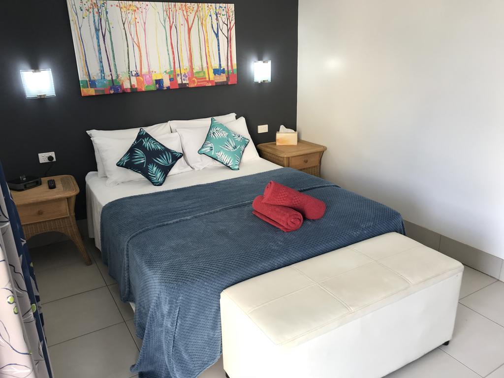Innisfail Estate QLD Dalby Accommodation