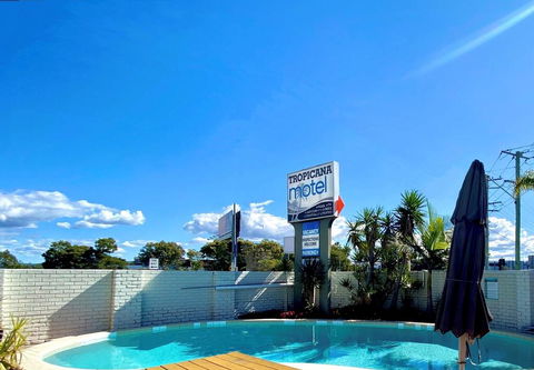 Tropicana Motel - Dalby Accommodation 0