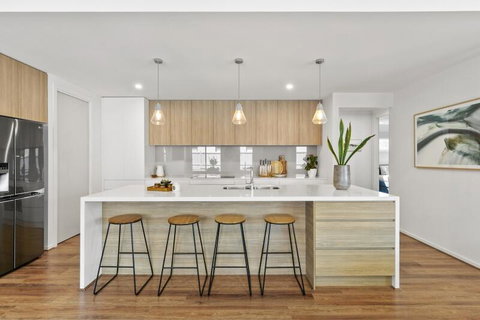 Tubular Beach House 34 - Dalby Accommodation 3