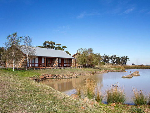 Tuki Retreat - Dalby Accommodation 0