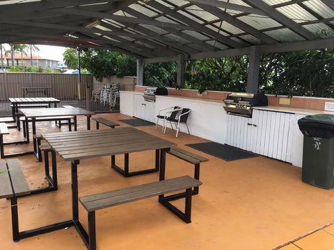 Tuncurry Beach Motel - Dalby Accommodation 1