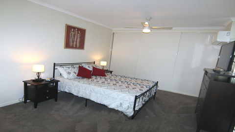 Twin Pines 301 - CBD Location - Dalby Accommodation 3