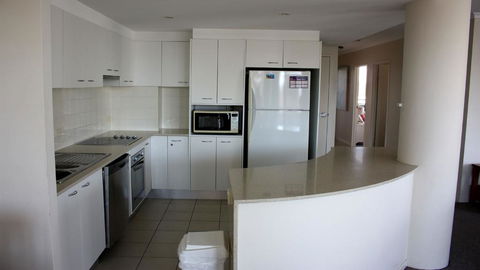 Twin Pines 401 - CBD Location - Dalby Accommodation 1