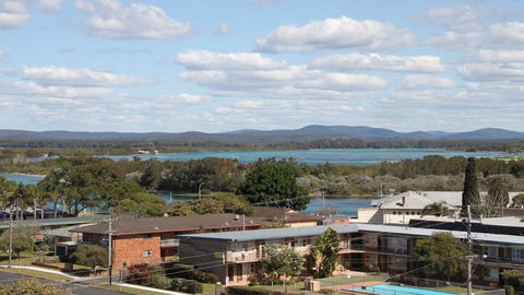Twin Pines 701 - CBD Location - Dalby Accommodation 1