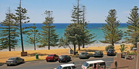 Two Bays Apartments, Australia - Dalby Accommodation 0