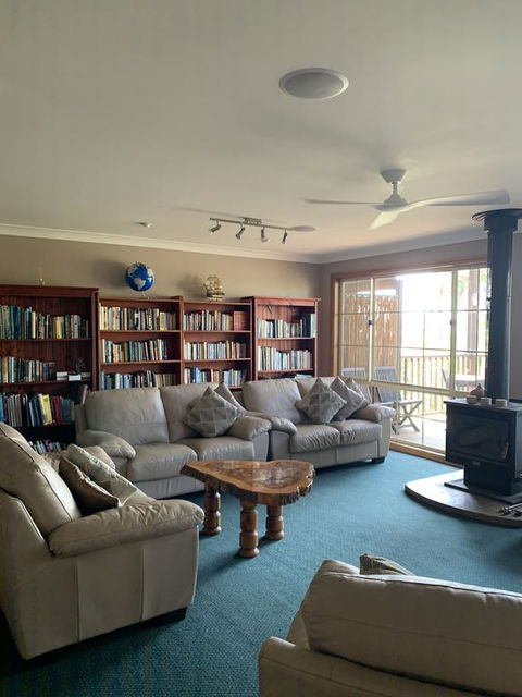 Ulladulla Guest House - Dalby Accommodation 2