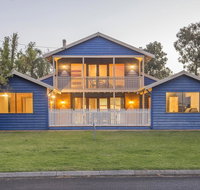Ultramarine - Dalby Accommodation