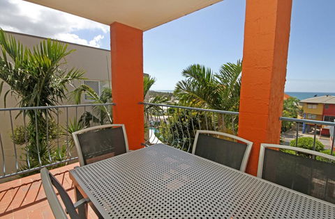 Unit 4, Cooltoro Court, 7 Frank Street Coolum Beach, 400 BOND, LINEN INCLUDED - Dalby Accommodation 0
