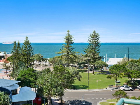 Unit 7 Fair Haven, Kings Beach - Excellent Views! - Dalby Accommodation 0