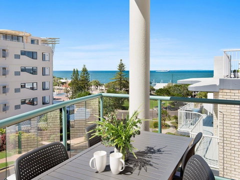 Unit 7 Fair Haven, Kings Beach - Excellent Views! - Dalby Accommodation 1