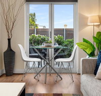 Urban Rest - Banq - Dalby Accommodation