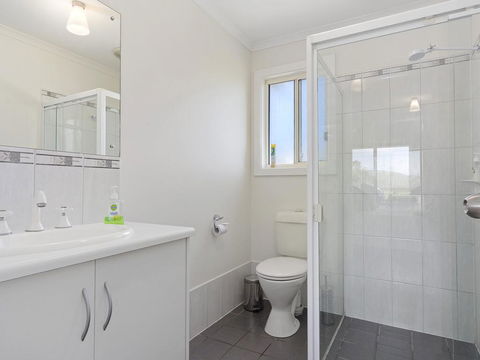 VALLEY VIEWS - 10 Valley Heights Drive - Dalby Accommodation 0