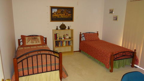 Vella Room - Dalby Accommodation 0