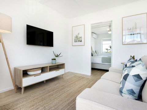 Ventura Beach Motel - 1 Bedroom - Dalby Accommodation 0