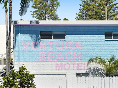 Ventura Beach Motel - 1 Bedroom Unit 8 - Dalby Accommodation 2