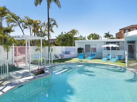 Ventura Beach Motel 2 Bedroom Poolside - Dalby Accommodation 0